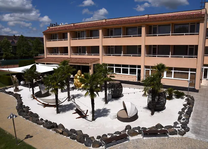 מלון Belenus Thermalhotel Superior 3*